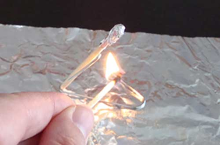 Illustration for article titled Make a Matchstick Rocket